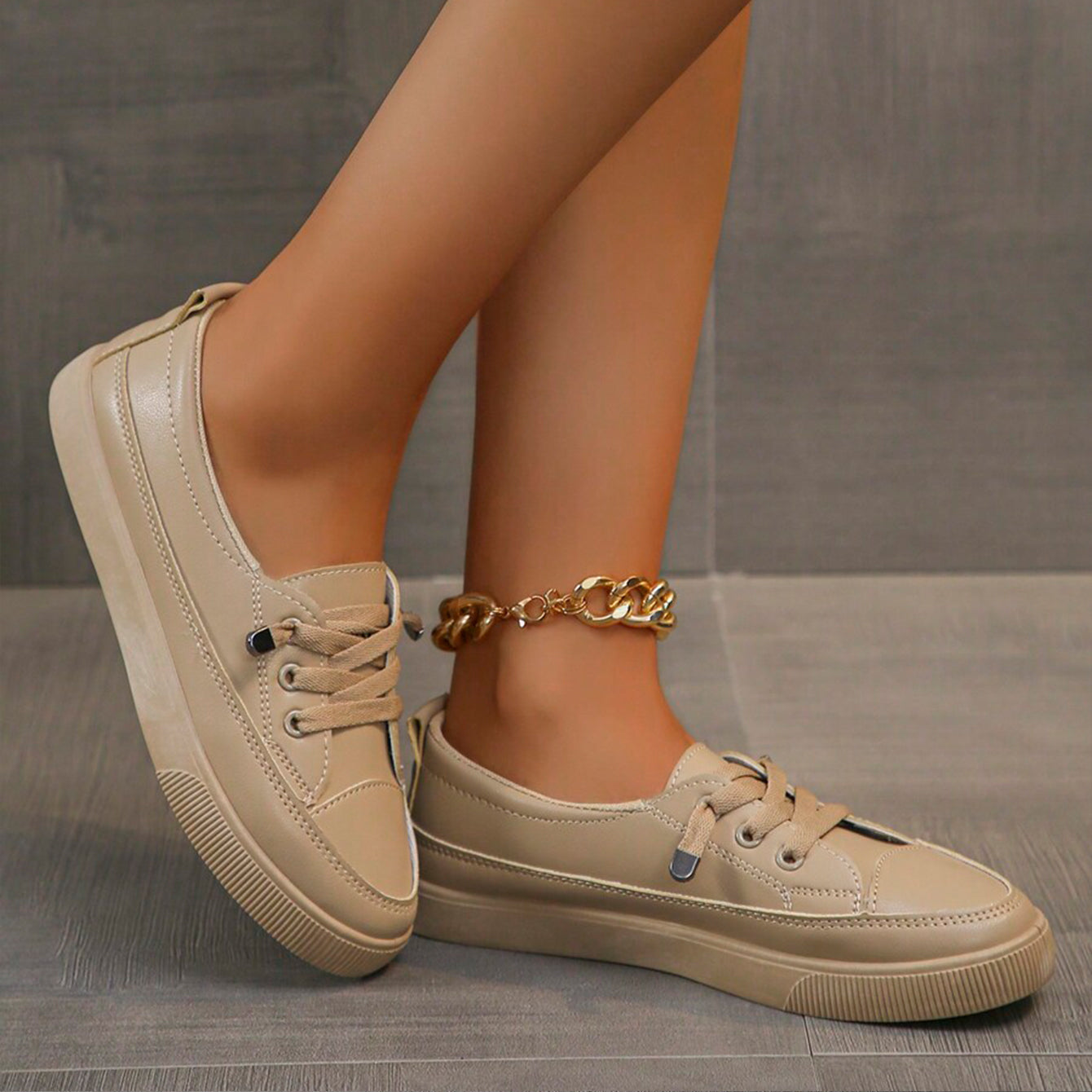 Elegant Women's Slip-On Sneakers – Stylish & Comfortable