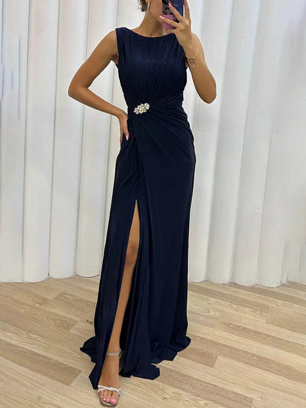 Elegant Pleated Long Evening Gown