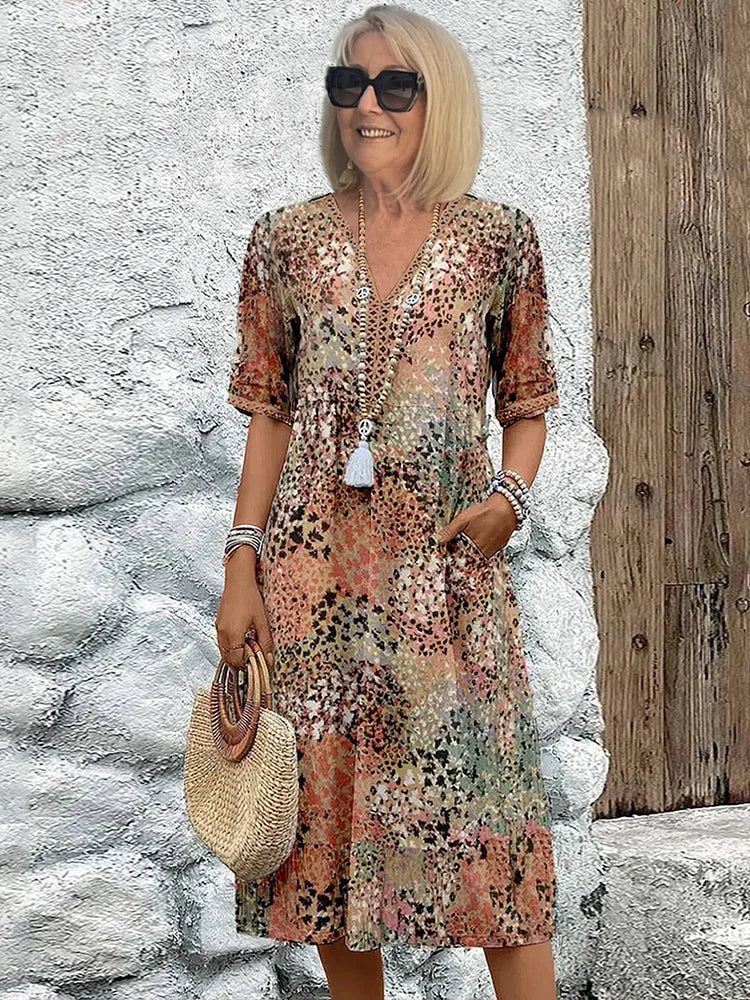 Trendy Summer Dress with Delicate Leopard Lace