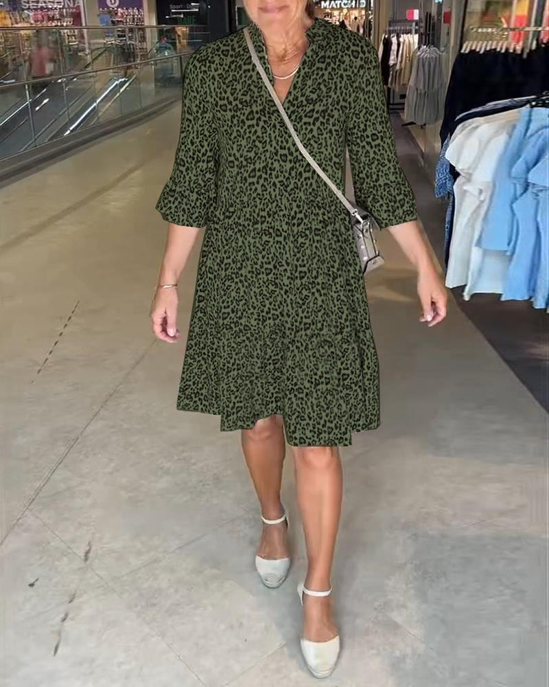 Modern Loud Print Casual Dress