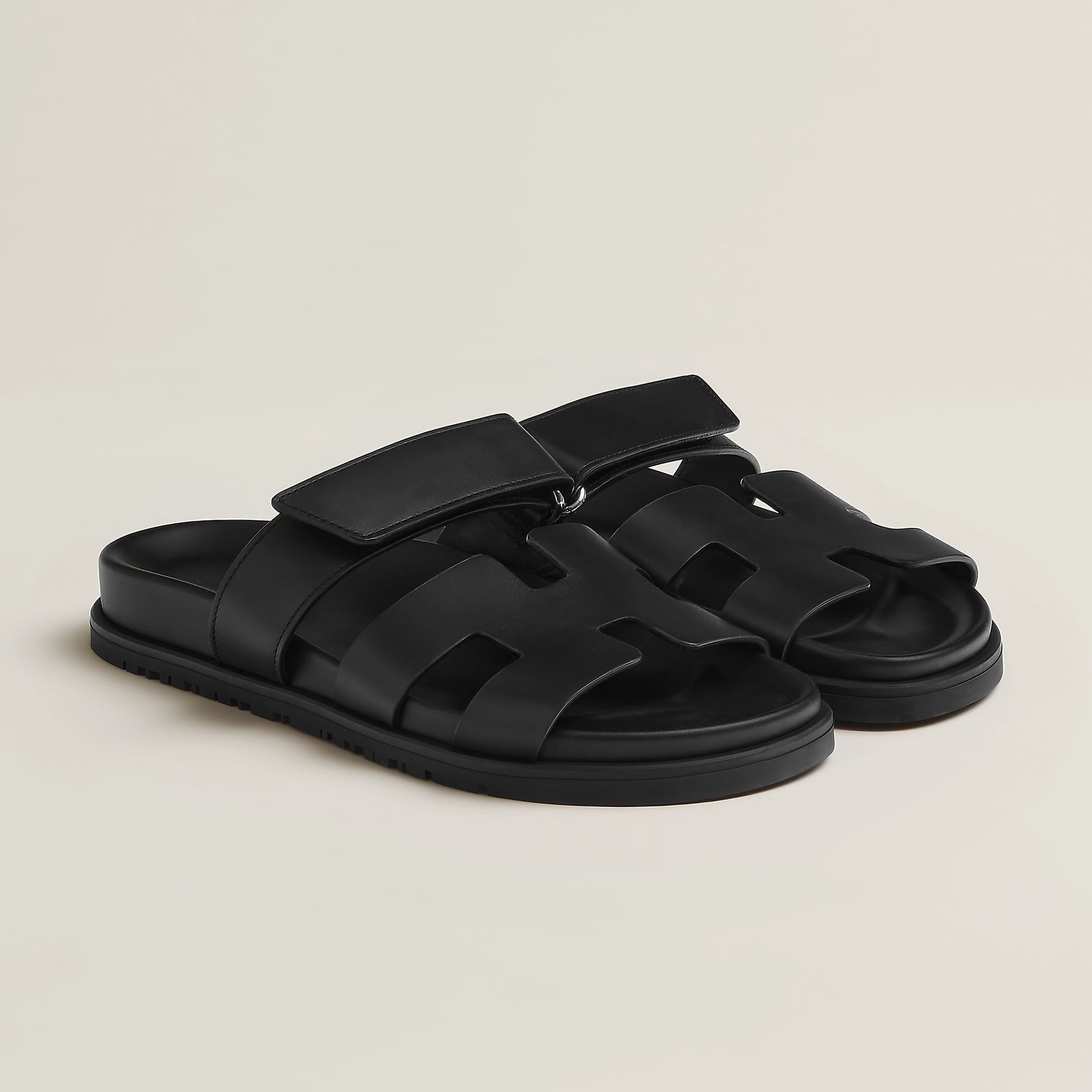 Elegant Sandals with Classic Italian Flair