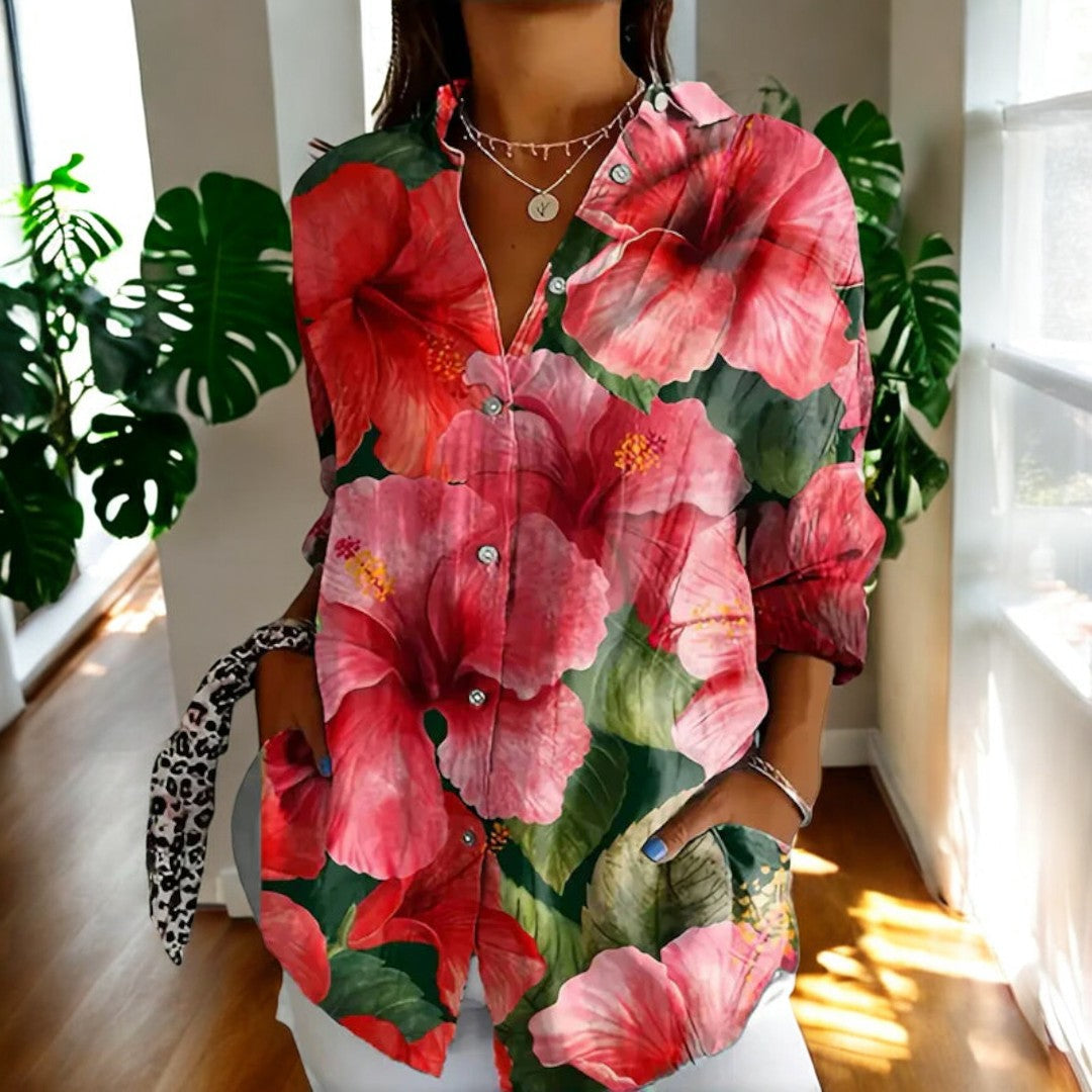 Flowy Blouse in Vintage Style