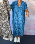 V-neck short-sleeved leopard print dress