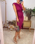 Sleeveless pleated slit solid color dress
