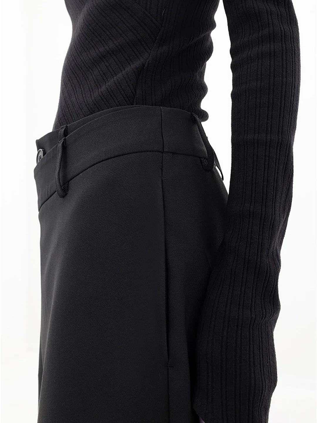 Fashionable asymmetric trousers