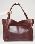 Earthy Tone Shoulder Bag for Autumn Vibes