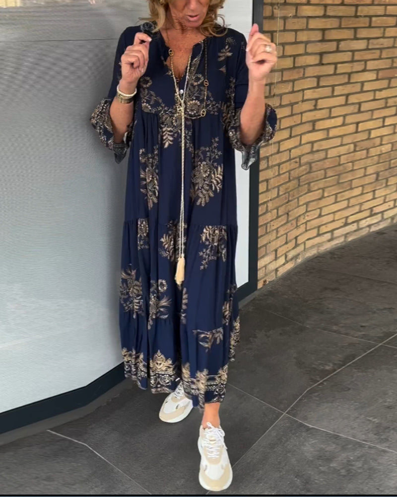 Soft Vintage Dress with Relaxed V-Neck Fit