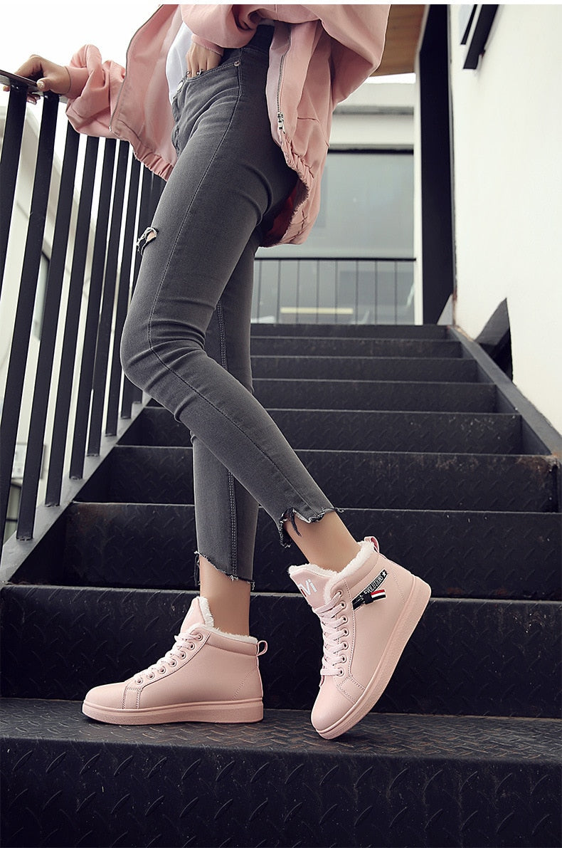 Menna – Waterproof Orthopedic Padded Shoes