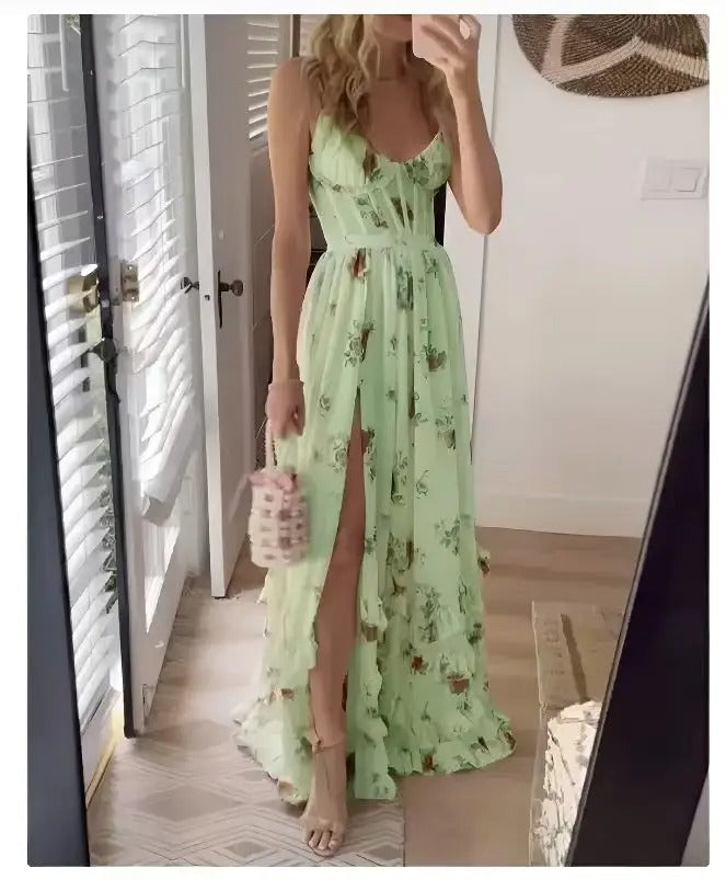 Vintage-Inspired Elegant Floral Dress