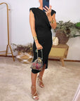 Sleeveless pleated slit solid color dress