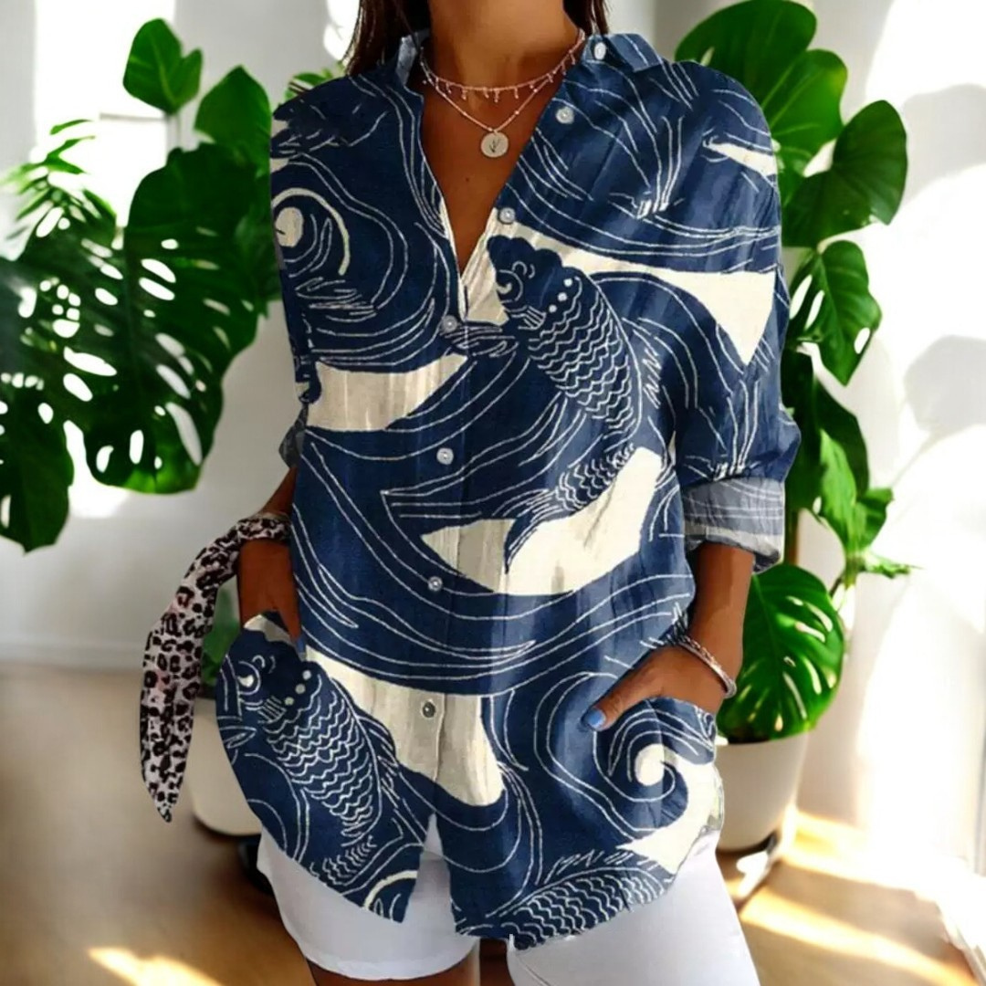 Flowy Blouse in Vintage Style