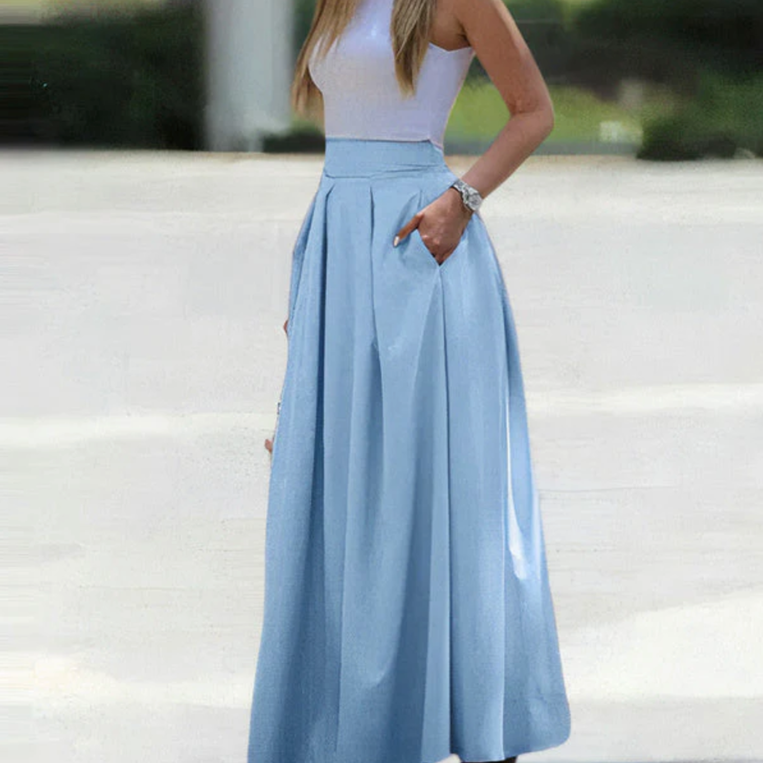 Women's Maxi Skirt with Pleats