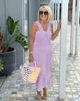 Chic Christmas Dress with Sleeveless Design