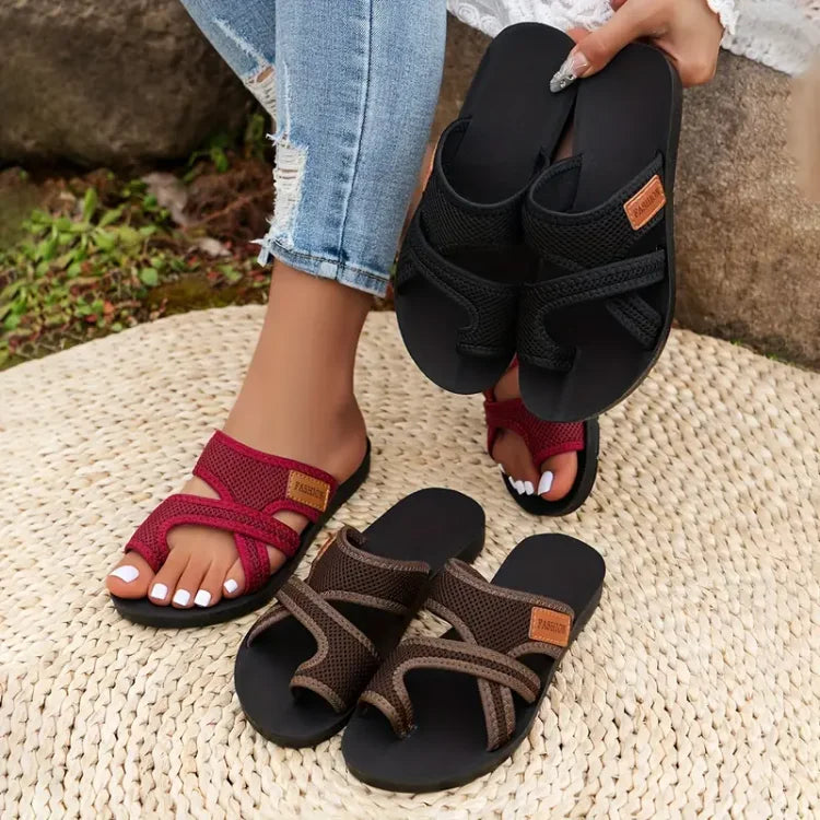 Lightweight Mesh Sandals for a Chic Look