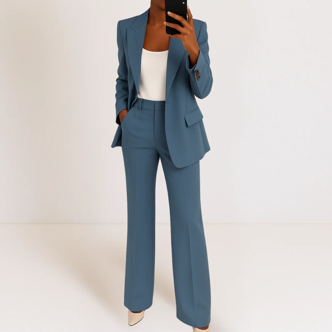 Modern Blazer Outfit with Bold Stripe Trim
