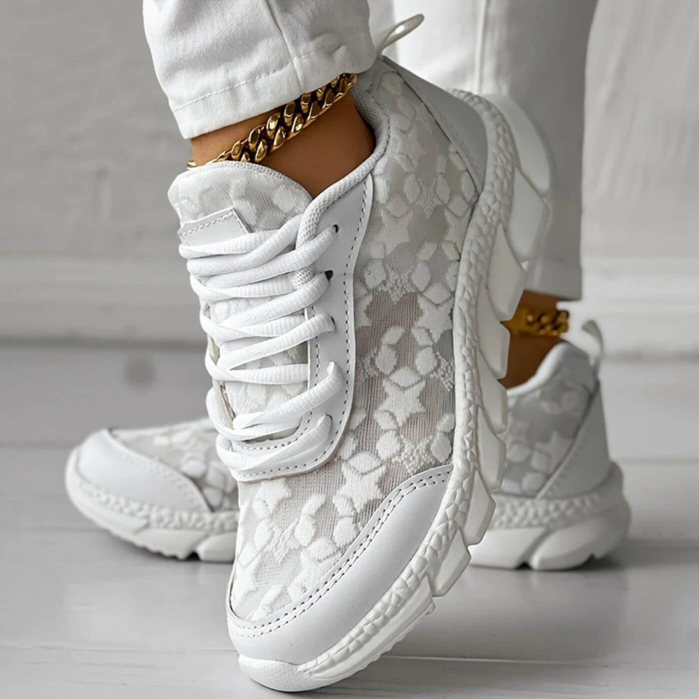 Breathable Orthopedic Sneakers – Elevated Everyday Comfort for Travel and Long City Walks