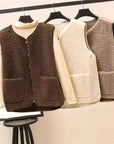 Faye Timeless Vest for Effortless Layering
