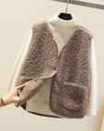 Faye Timeless Vest for Effortless Layering