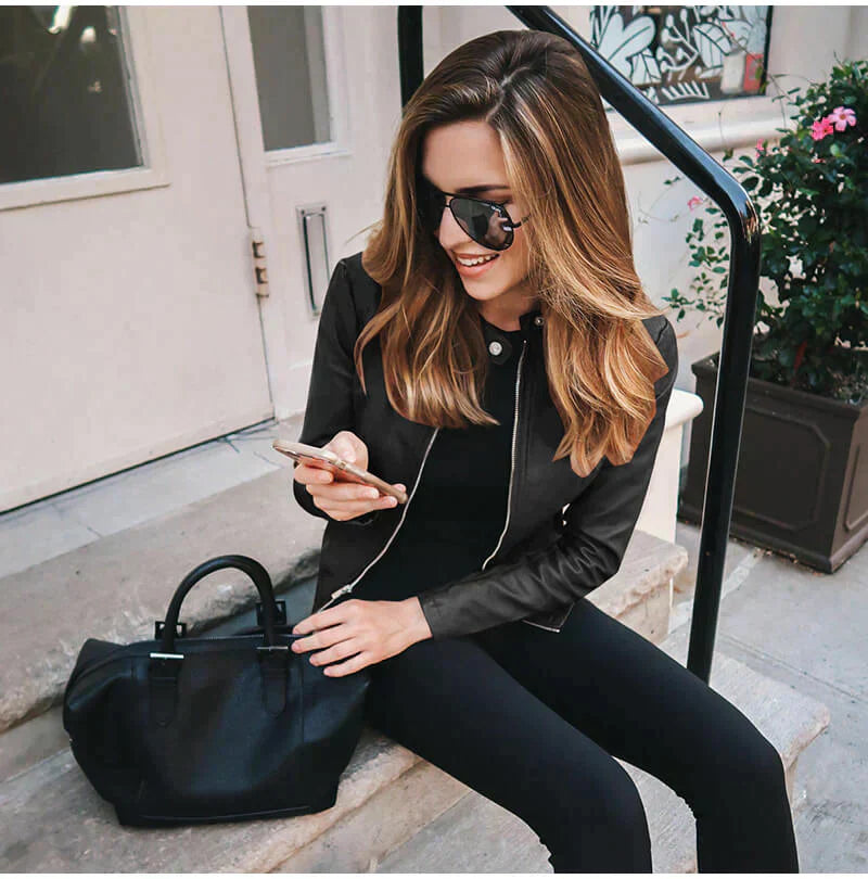 Elegant Leather Jacket with Custom Fit Feel