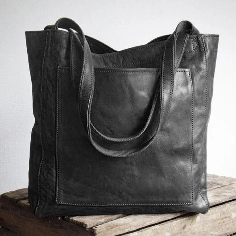 Classic Shoulder Bag with Timeless Style