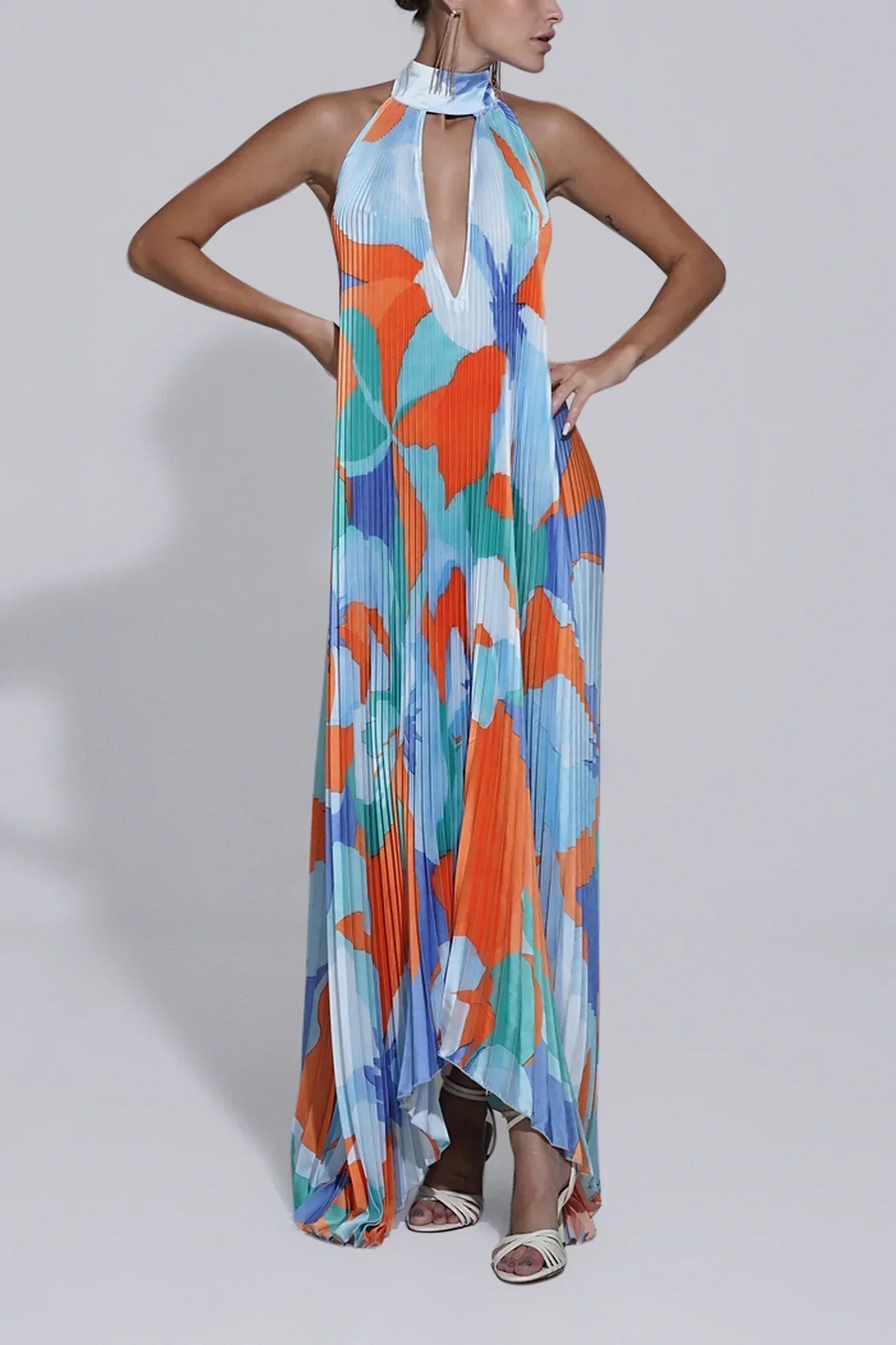 Elegant Halter Pleated Maxi Dress