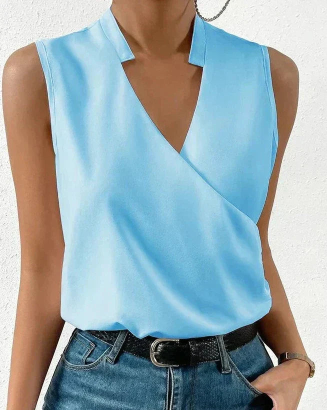 Stylish Blouse with a Timeless Feel