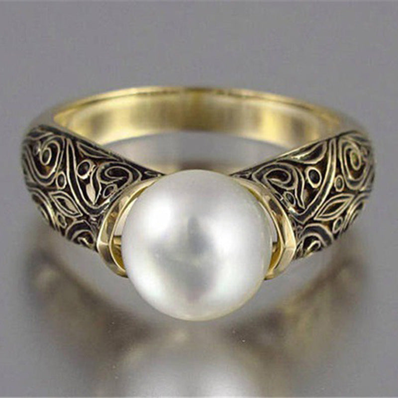 Trendy Gold-Plated Pearl Ring Women