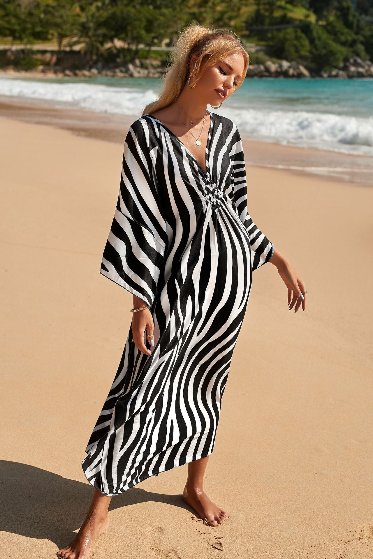 Chic Silk Kimono Dress in Exotic Tropic Print