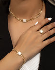 Refined Jewelry Set with Delicate Shine