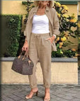 Chic Sequin Suit with a Refined Sparkle