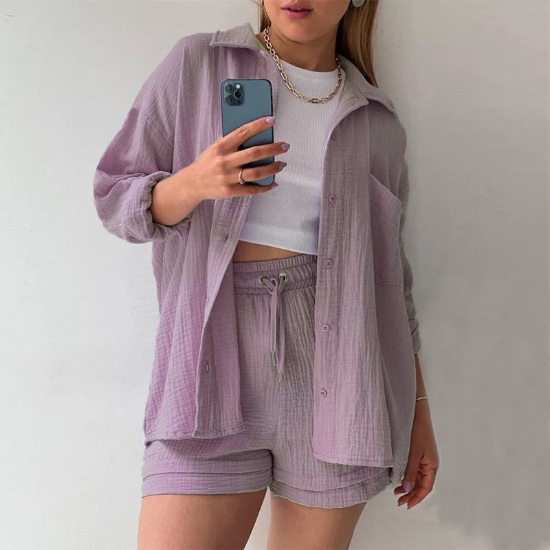Fashionable and comfortable set