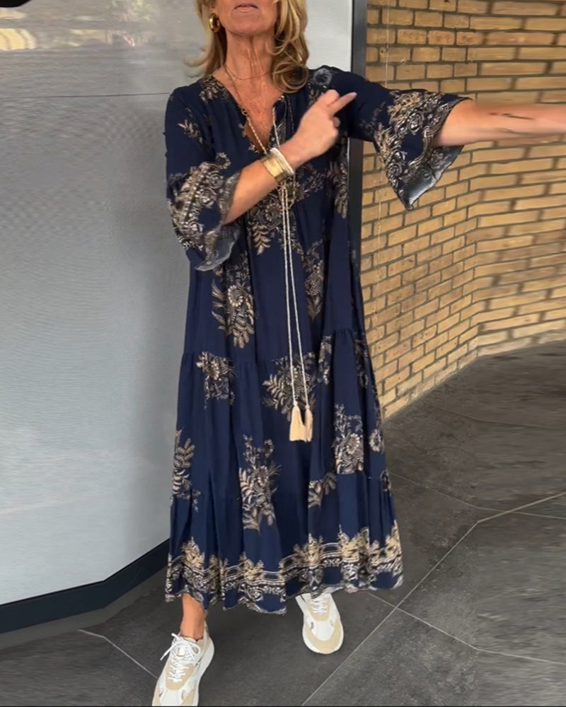 Soft Vintage Dress with Relaxed V-Neck Fit