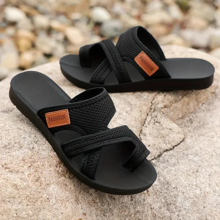 Lightweight Mesh Sandals for a Chic Look