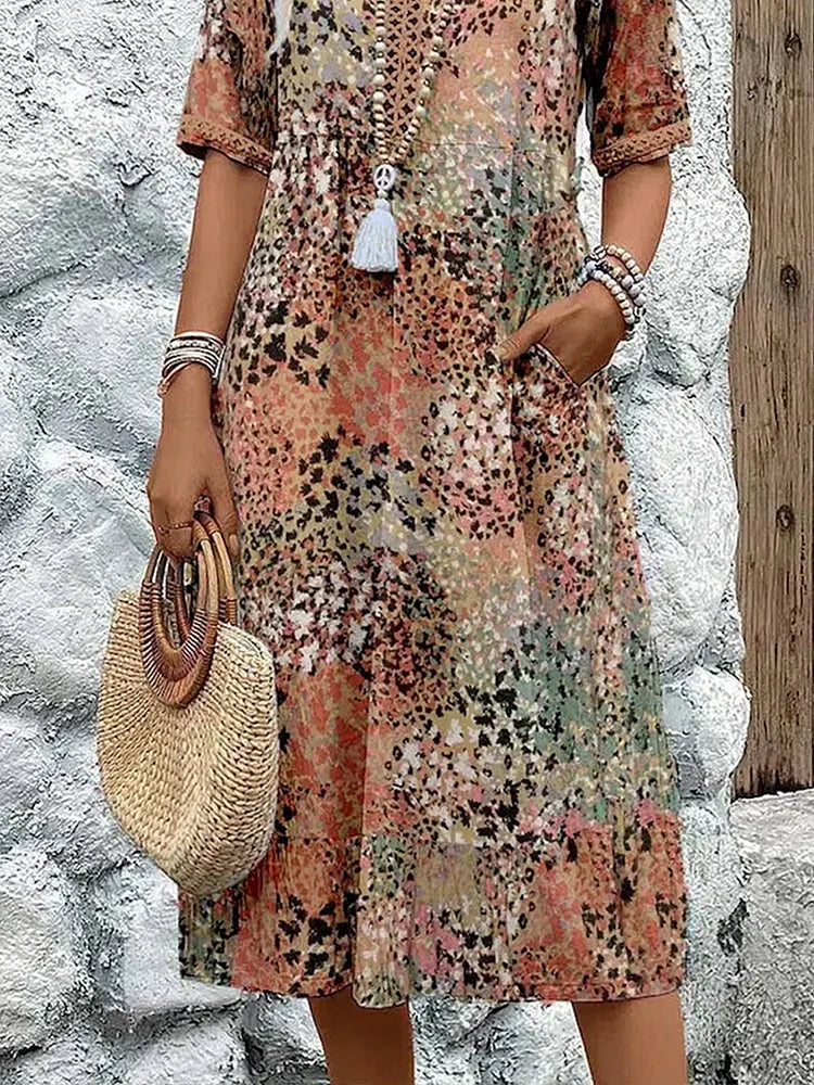 Trendy Summer Dress with Delicate Leopard Lace