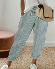 Classic Style Pants – Wrinkle-Resistant Wardrobe Staple for Minimalist Workwear and Travel Looks
