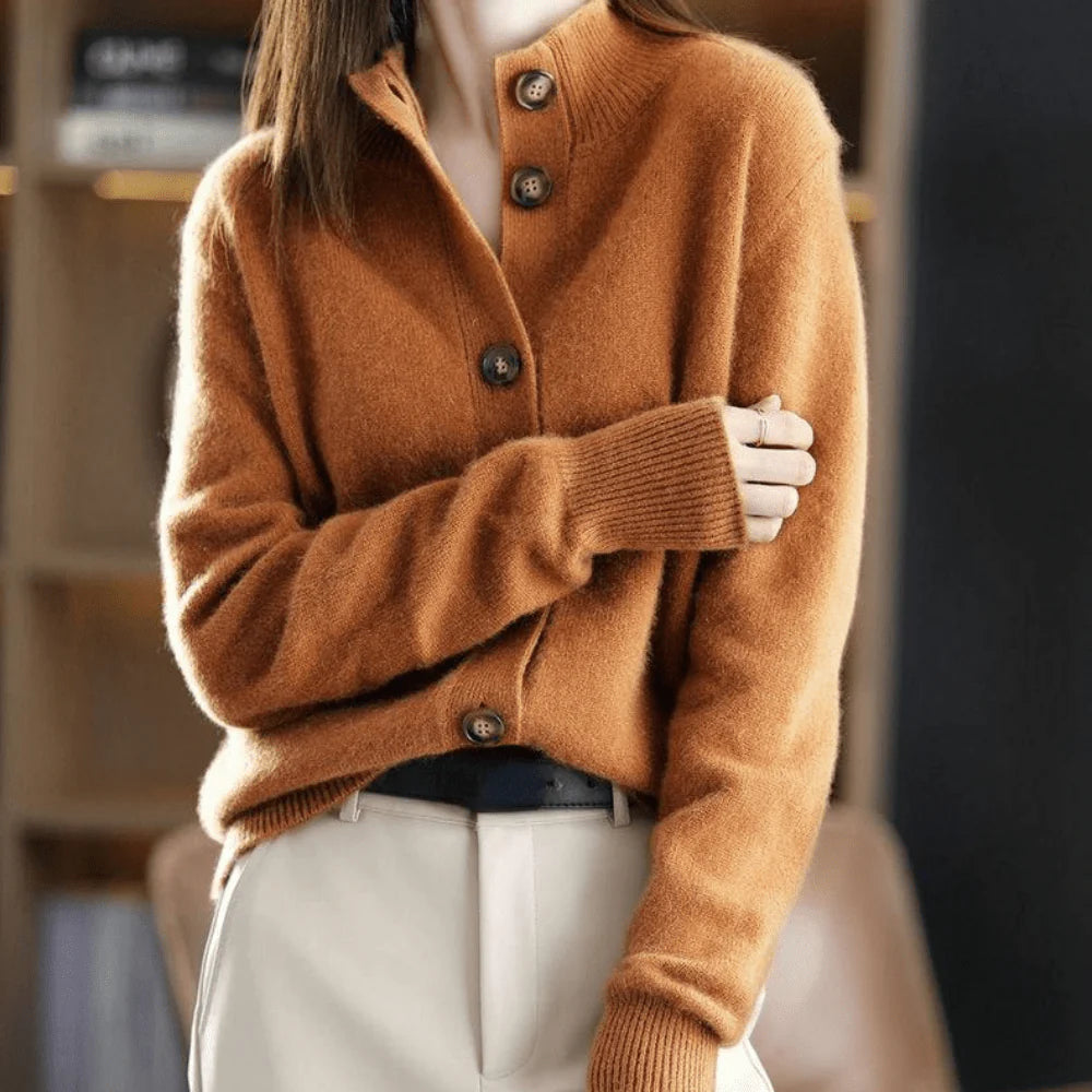 Luxurious Cashmere Knit Cardigan