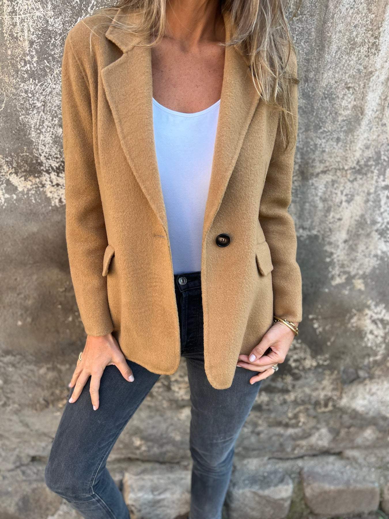 Minimalist Modern Edge Office Blazer