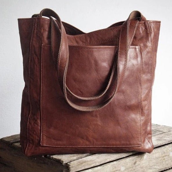 Classic Shoulder Bag with Timeless Style