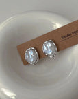 Elegant Pearl Earrings by Carmen
