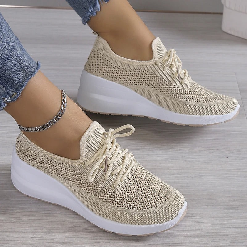 Orthopaedic shoes for women