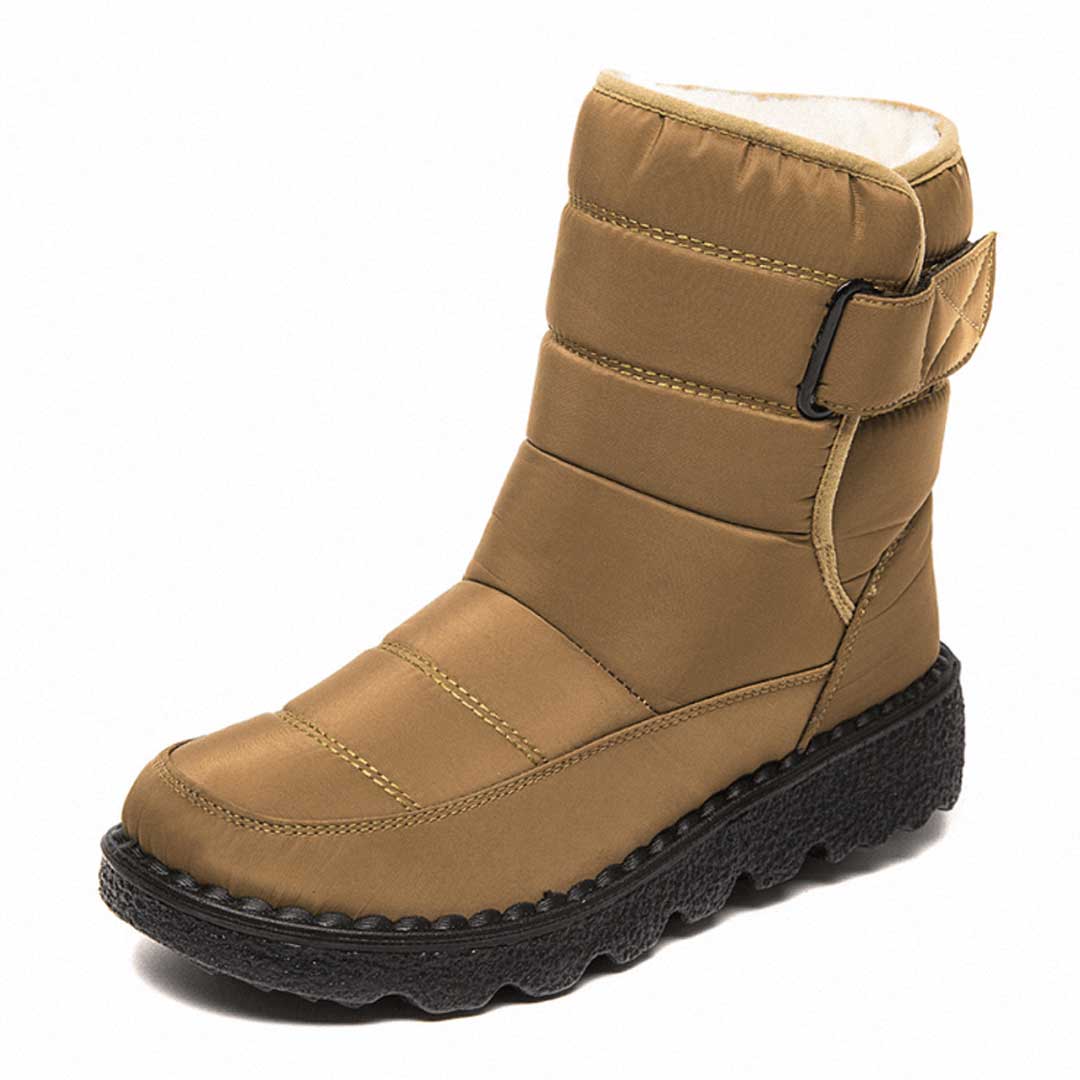 Warm Lined Snow Boots Perfect for Winter
