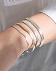 Delicate Chain Bracelet with Elegant Shine