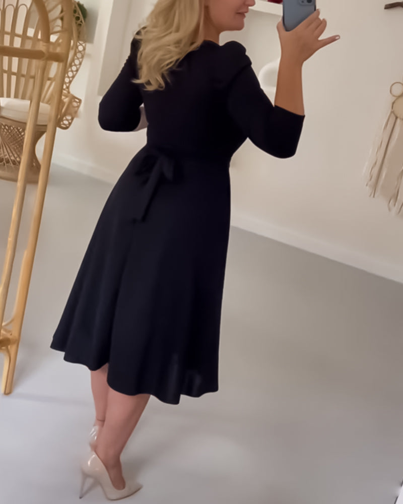 Solid color waist dress