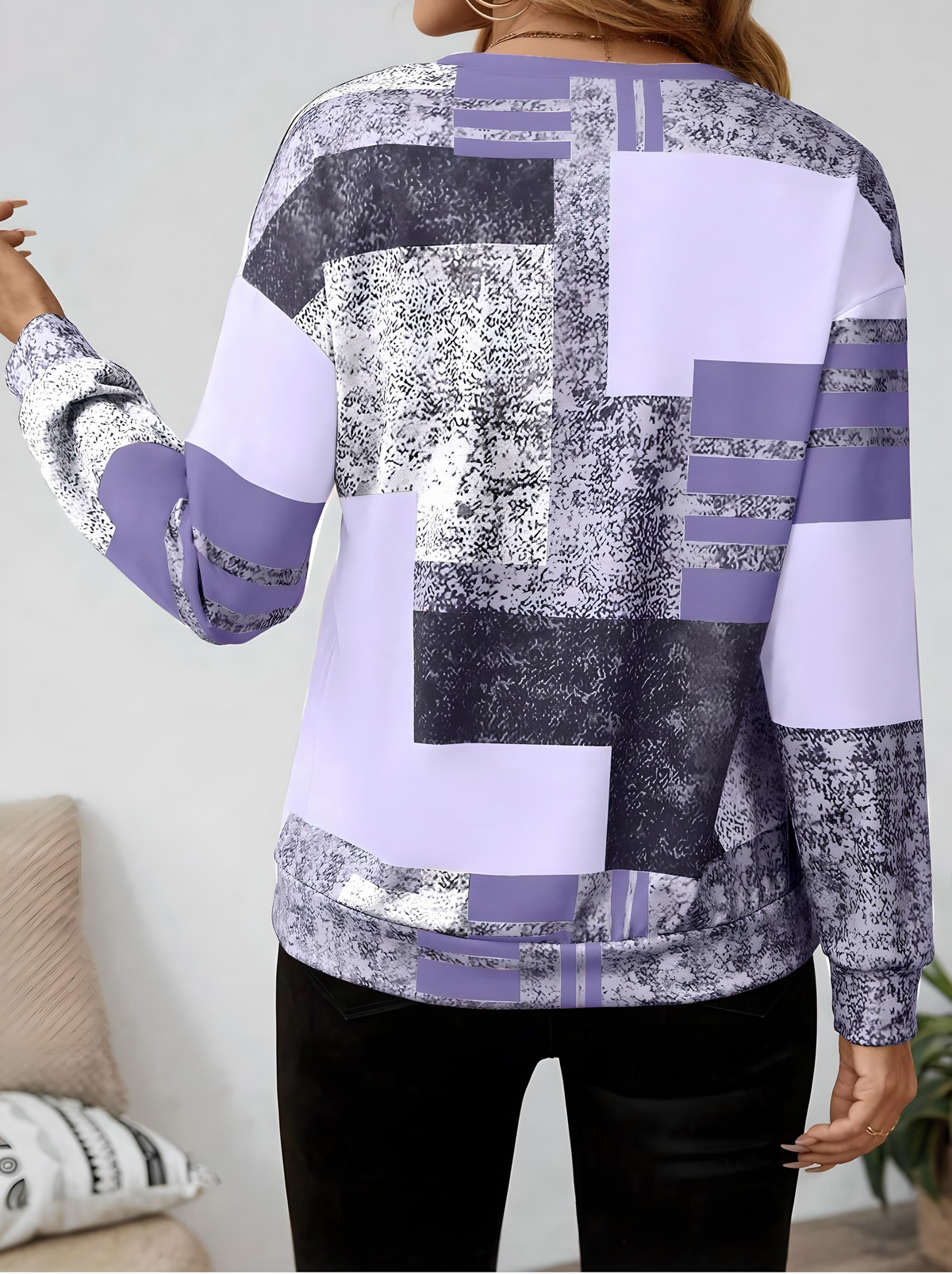 Chic Vintage Long Sleeve Pullover