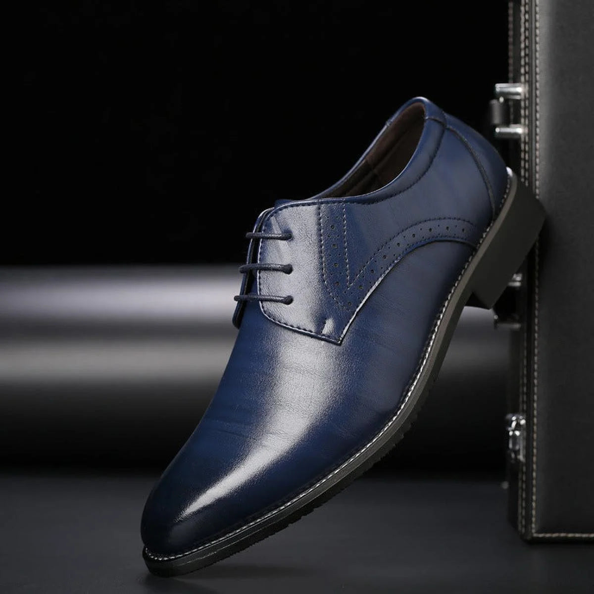 Jasper Men's Dress Shoes | Comfortable Black Lace-Up Design 2