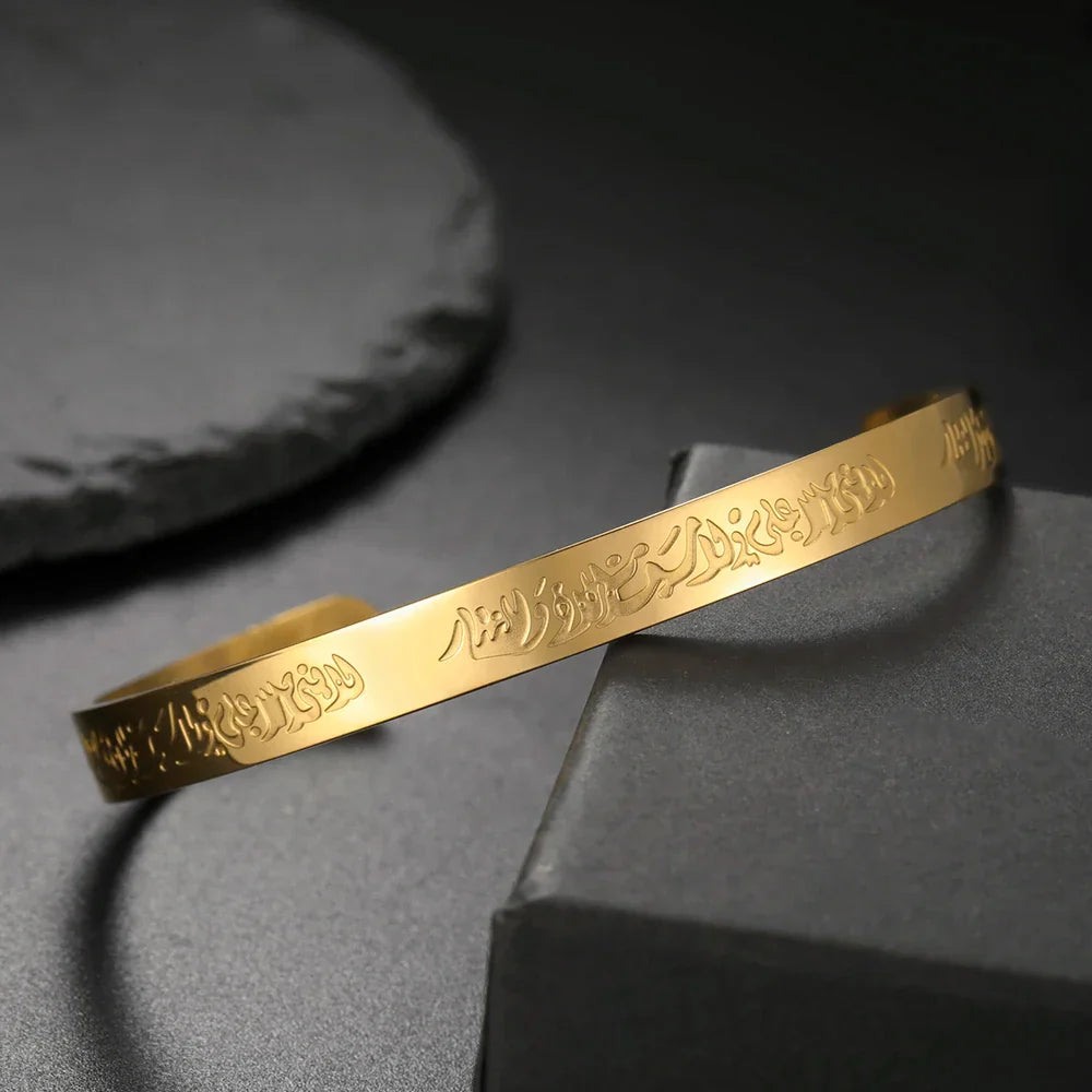 Elegant Wide Cuff Bracelet for Statement Style
