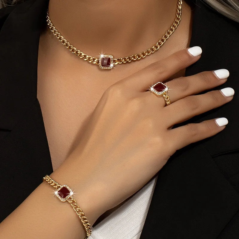 Refined Jewelry Set with Delicate Shine