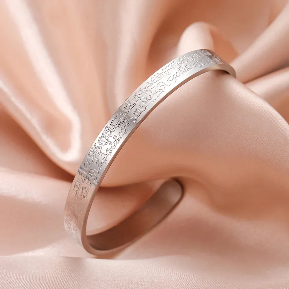 Elegant Wide Cuff Bracelet for Statement Style