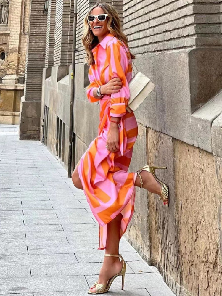 Stylish Midi Dress With Vertical Stripes