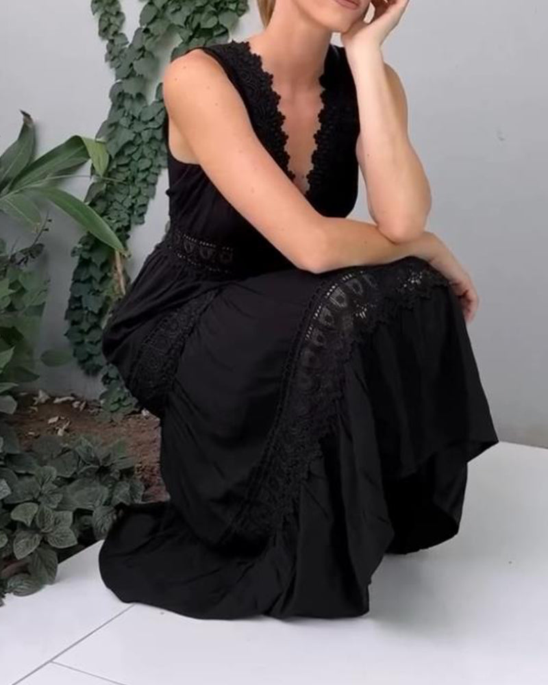 Elegant Lace Dress with V-Neckline